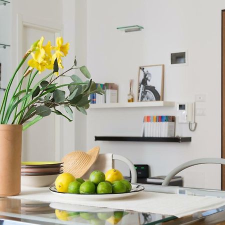 Housmart Nazario Sauro 15 Apartman Bologna Kültér fotó